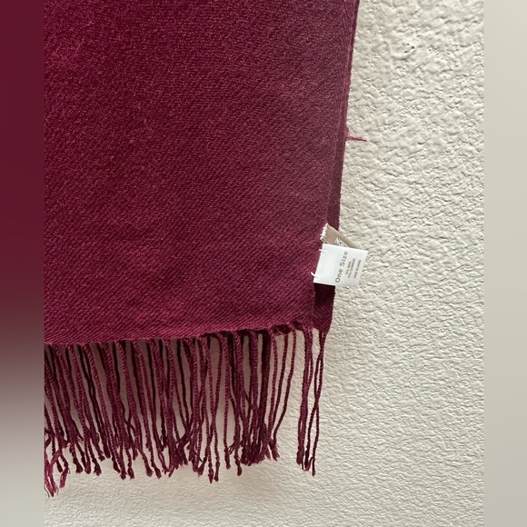 New Nordstrom Burgundy Scarf/Wrap - Picture 6 of 6